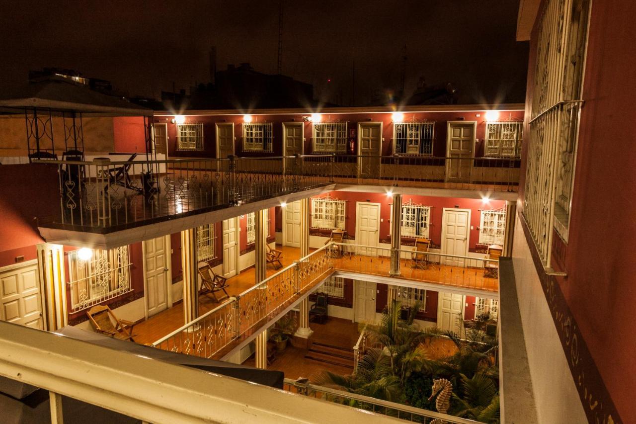 Hotel Colonial トルヒーリョ エクステリア 写真